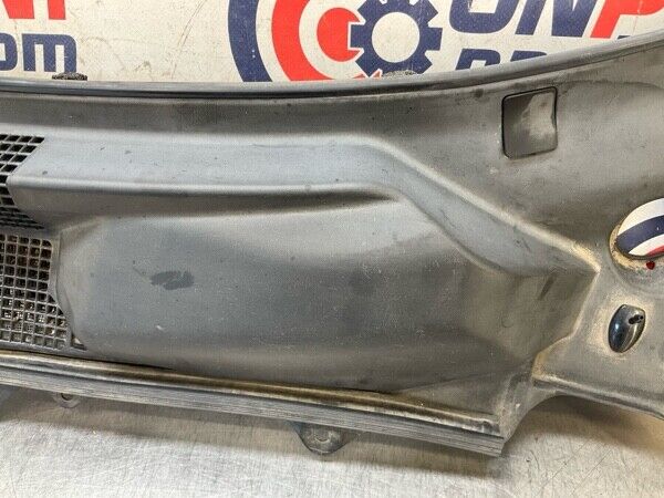 2005 Nissan Z33 350Z Driver Windshield Cowl Wiper Cover Panel Oem 11Bfyf3 - On Point Parts Inc