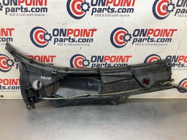 2005 Nissan Z33 350Z Driver Windshield Cowl Wiper Cover Panel Oem 11Bfyf3 - On Point Parts Inc