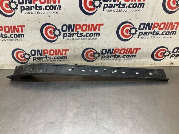 2005 Nissan Z33 350Z Driver Door Threshold Kick Plate Trim Oem 11Bfyf7