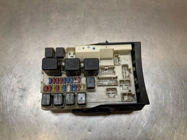 2005 Nissan Z33 350Z Ipdm Engine Large Fuse Relay Module Box Oem 11Bfyfc - On Point Parts Inc