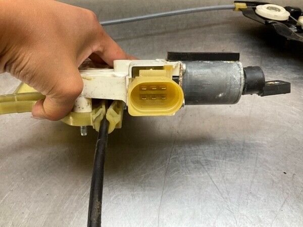 2007 Bmw E92 328I Front Passenger Window Regulator Motor Oem 23Bg6Fe - On Point Parts Inc