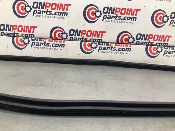 2007 Bmw E92 328I Front Passenger Door Frame Weatherstrip Seal Oem 23Bg6Fe - On Point Parts Inc