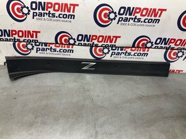 2004 Nissan Z33 350Z Front Driver Door Threshold Kick Plate Trim Oem 22Bgwf7 - On Point Parts Inc