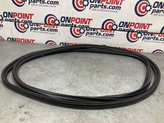 2004 Nissan Z33 350Z Rear Coupe Interior Hatch Weatherstrip Seal Oem 22Bgwfc - On Point Parts Inc