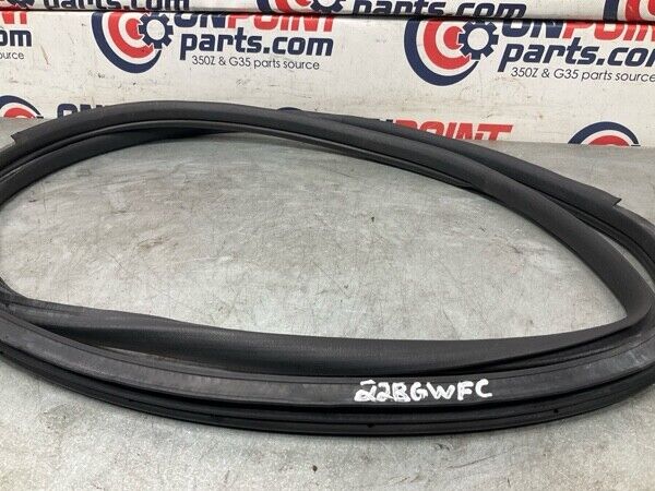 2004 Nissan Z33 350Z Driver Door Frame Weatherstrip Seal Oem 22Bgwfc - On Point Parts Inc