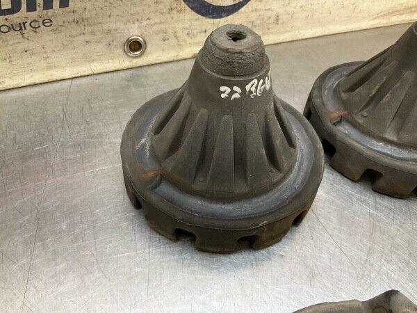 2004 Nissan Z33 350Z Rear Suspension Coil Spring Bushing Oem 22Bgwfi - On Point Parts Inc