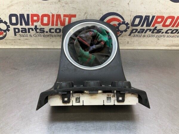 2004 Nissan Z33 350Z Manual Shifter Bezel Trim Oem 22Bgwfc - On Point Parts Inc