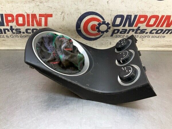 2004 Nissan Z33 350Z Manual Shifter Bezel Trim Oem 22Bgwfc - On Point Parts Inc