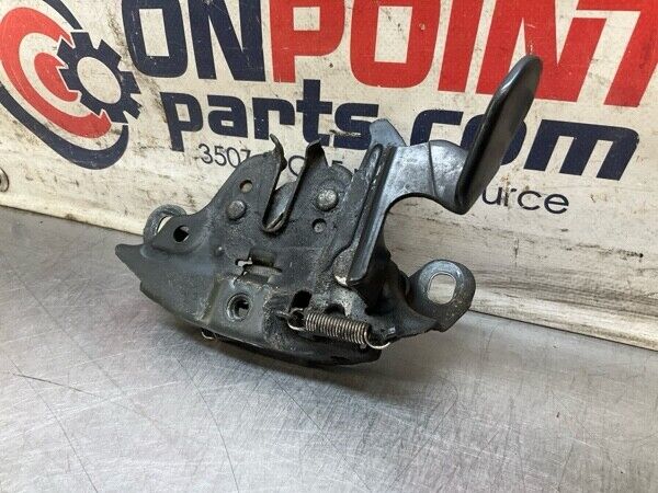 2004 Nissan Z33 350Z Hood Lock Latch Oem 22Bgwfi