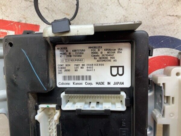 2004 Nissan Z33 350Z Bcm Body Control Module Manual Fuse Panel Oem 22Bgwfa - On Point Parts Inc