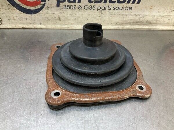 2004 Nissan Z33 350Z Manual Rubber Shifter Boot Insulator Oem 22Bgwfc - On Point Parts Inc