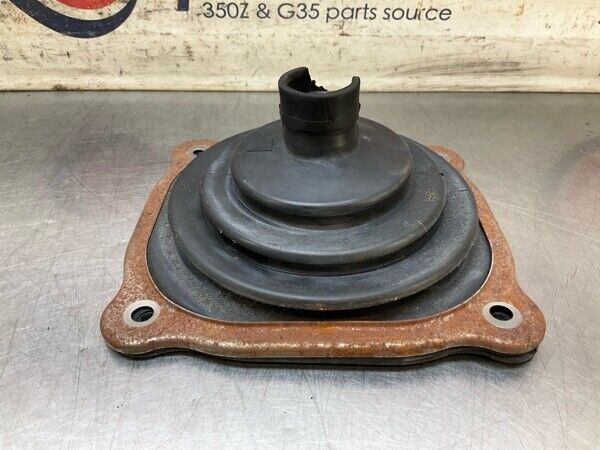 2004 Nissan Z33 350Z Manual Rubber Shifter Boot Insulator Oem 22Bgwfc - On Point Parts Inc