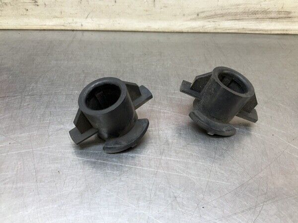 2004 Nissan Z33 350Z Upper Radiator Locks Oem 22Bgwfc - On Point Parts Inc