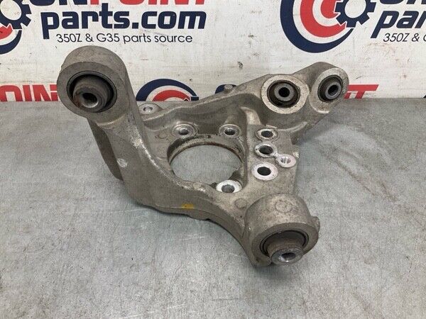 2005 Nissan Z33 350Z Rear Driver Suspension Knuckle Axle Housing Oem 22Bg3Fg