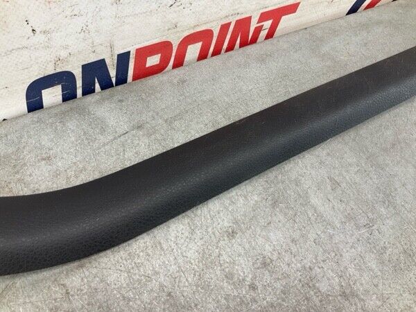 2005 Nissan Z33 350Z Passenger Door Threshold Sill Trim Oem 22Bg3F7