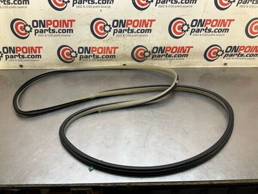 2008 Infiniti V36 G37 Front Driver Door Frame Weatherstrip Seal Oem 25Bg5Fa - On Point Parts Inc