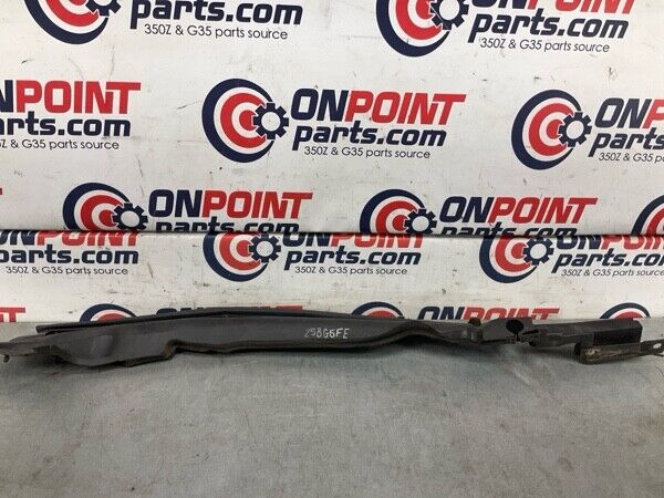 2008 Infiniti V36 G37 Front Passenger Hood Panel Weatherstrip Seal Oem 25Bg5Fe