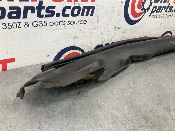 2008 Infiniti V36 G37 Front Passenger Hood Panel Weatherstrip Seal Oem 25Bg5Fe