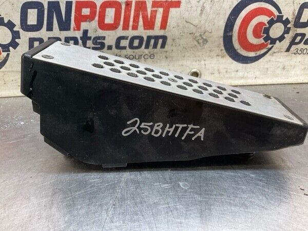 2005 Nissan Z33 350Z Front Driver Dead Pedal Foot Rest Oem 25Bhtfa