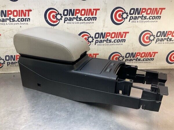 2006 Infiniti V35 G35 At Center Console Assembly With Switches Oem 23Bh1F8