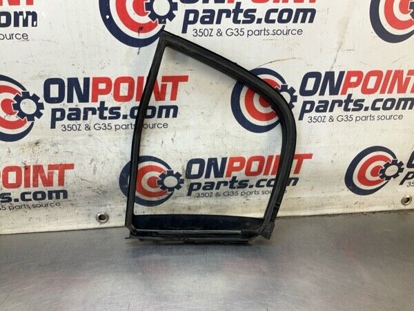 2006 Infiniti V35 G35 Rear Driver Quarter Window Glass Weatherstrip Oem 23Bh1Fa