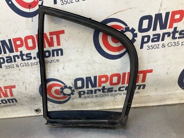 2006 Infiniti V35 G35 Rear Driver Quarter Window Glass Weatherstrip Oem 23Bh1Fa