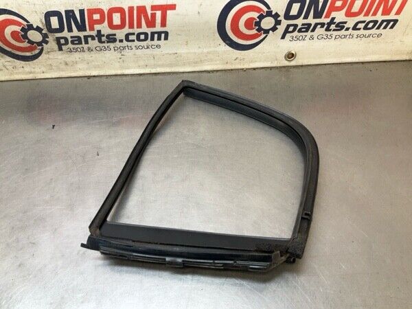 2006 Infiniti V35 G35 Rear Driver Quarter Window Glass Weatherstrip Oem 23Bh1Fa