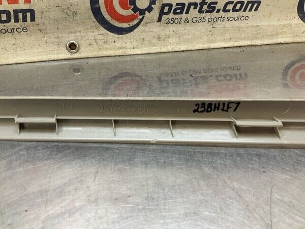 2006 Infiniti V35 G35 Front Passenger Door Threshold Sill Trim Oem 23Bh1F7