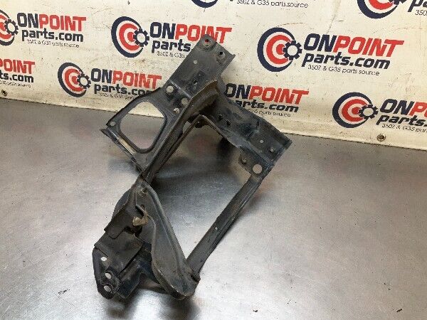 2005 Nissan Z33 350Z Front Driver Headlight Basket Bracket Oem 15Bijf3