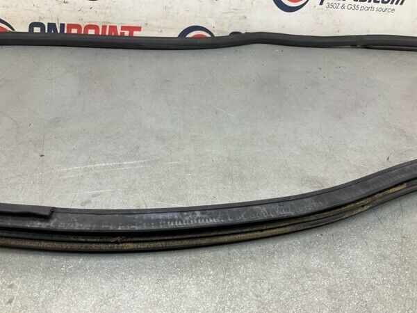 2005 Nissan Z33 350Z Passenger Door Frame Weatherstrip Seal Oem 15Bijfe - On Point Parts Inc