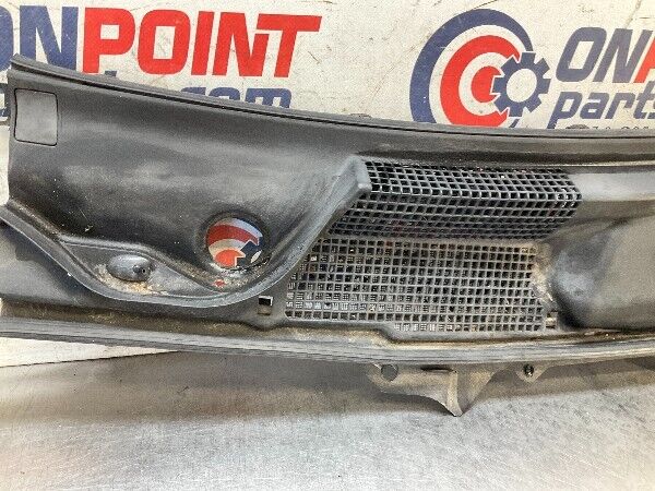 2006 Nissan Z33 350Z Front Windshield Cowl Wiper Cover Panel Oem 13Bjvf3 - On Point Parts Inc