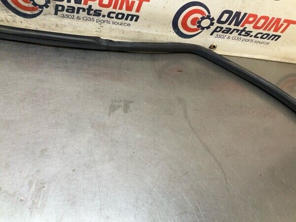 2008 Nissan Z33 350Z Passenger Door Frame Weatherstrip Seal Oem 11Bj2Fe - On Point Parts Inc