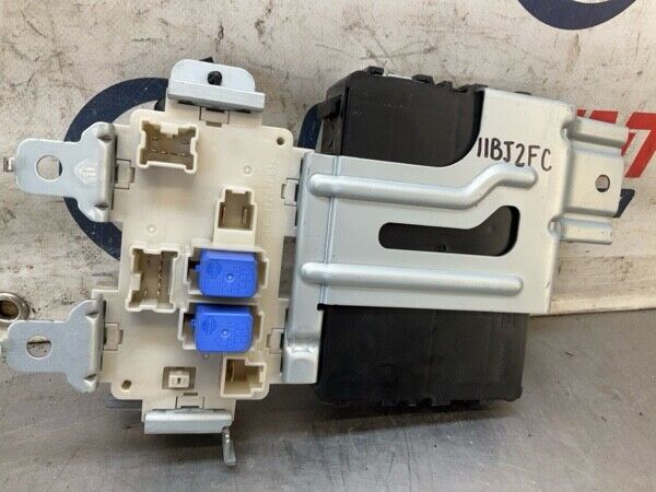 2008 Nissan Z33 350Z Bcm Body Control Module Manual Fuse Panel Oem 11Bj2Fc - On Point Parts Inc