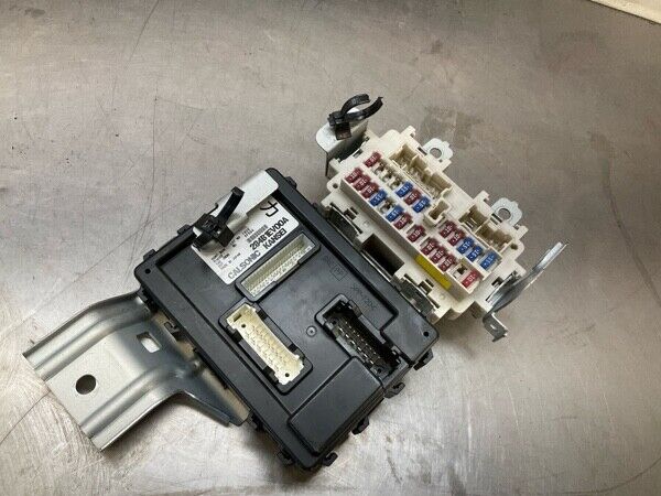 2008 Nissan Z33 350Z Bcm Body Control Module Manual Fuse Panel Oem 11Bj2Fc - On Point Parts Inc