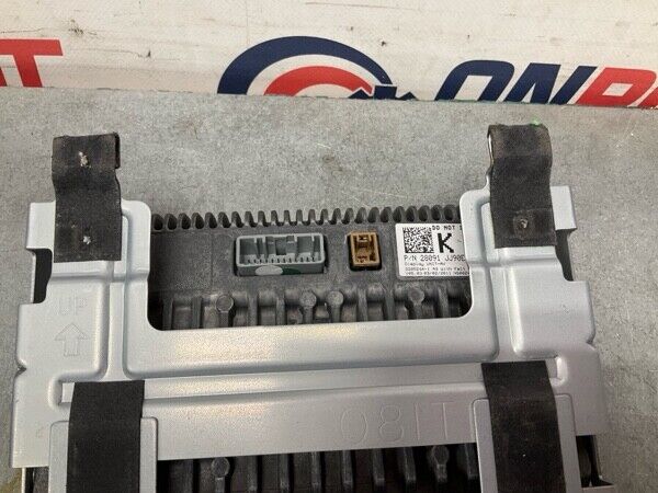 2011 Infiniti V36 G37 Front Media Screen Display Oem 24Bklfc - On Point Parts Inc