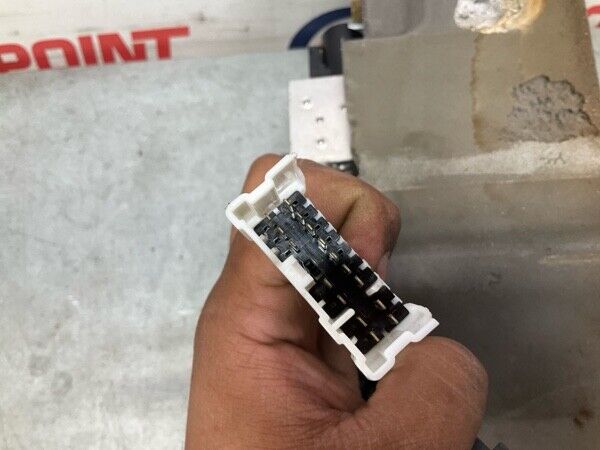 2011 Infiniti V36 G37 Convertible Hydraulic Lift Pump Oem 24Bklfk - On Point Parts Inc