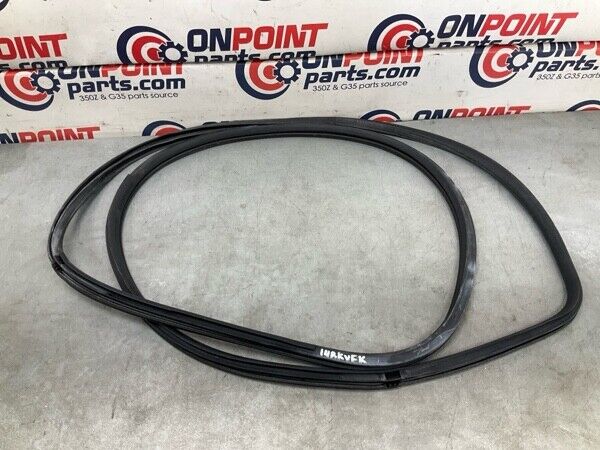 2007 Infiniti V35 G35 Front Passenger Door Frame Weatherstrip Oem 14Bkyfk - On Point Parts Inc