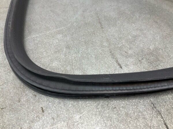 2007 Infiniti V35 G35 Front Passenger Door Frame Weatherstrip Oem 14Bkyfk - On Point Parts Inc