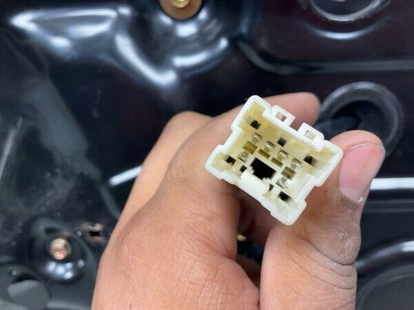 2007 Infiniti V35 G35 Front Passenger Window Motor Regulator Asm Oem 14Bkyf3 - On Point Parts Inc