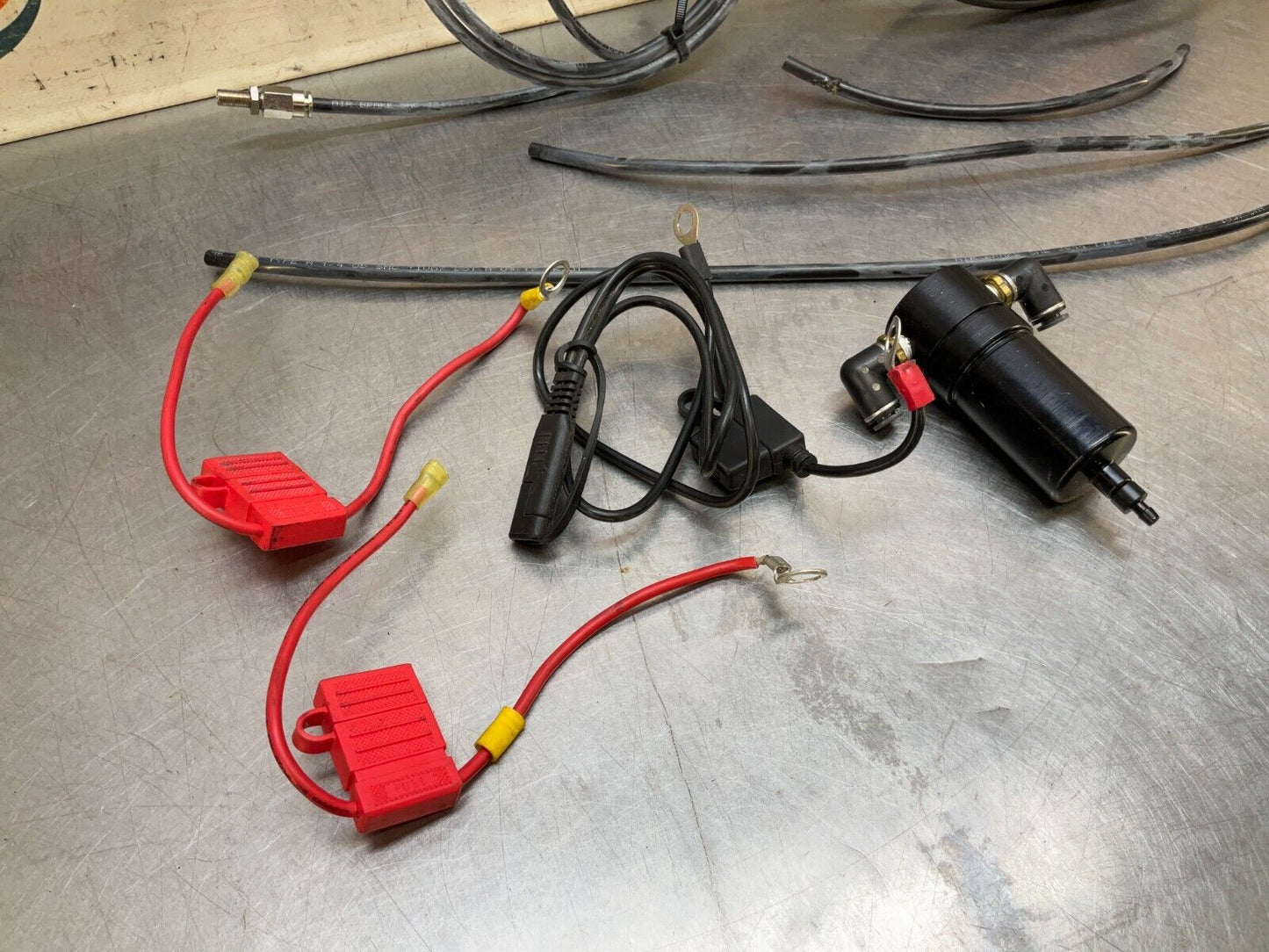 2006 Nissan Z33 350Z Air Lift Performance Air Ride Kit 23BJJE0 - On Point Parts Inc