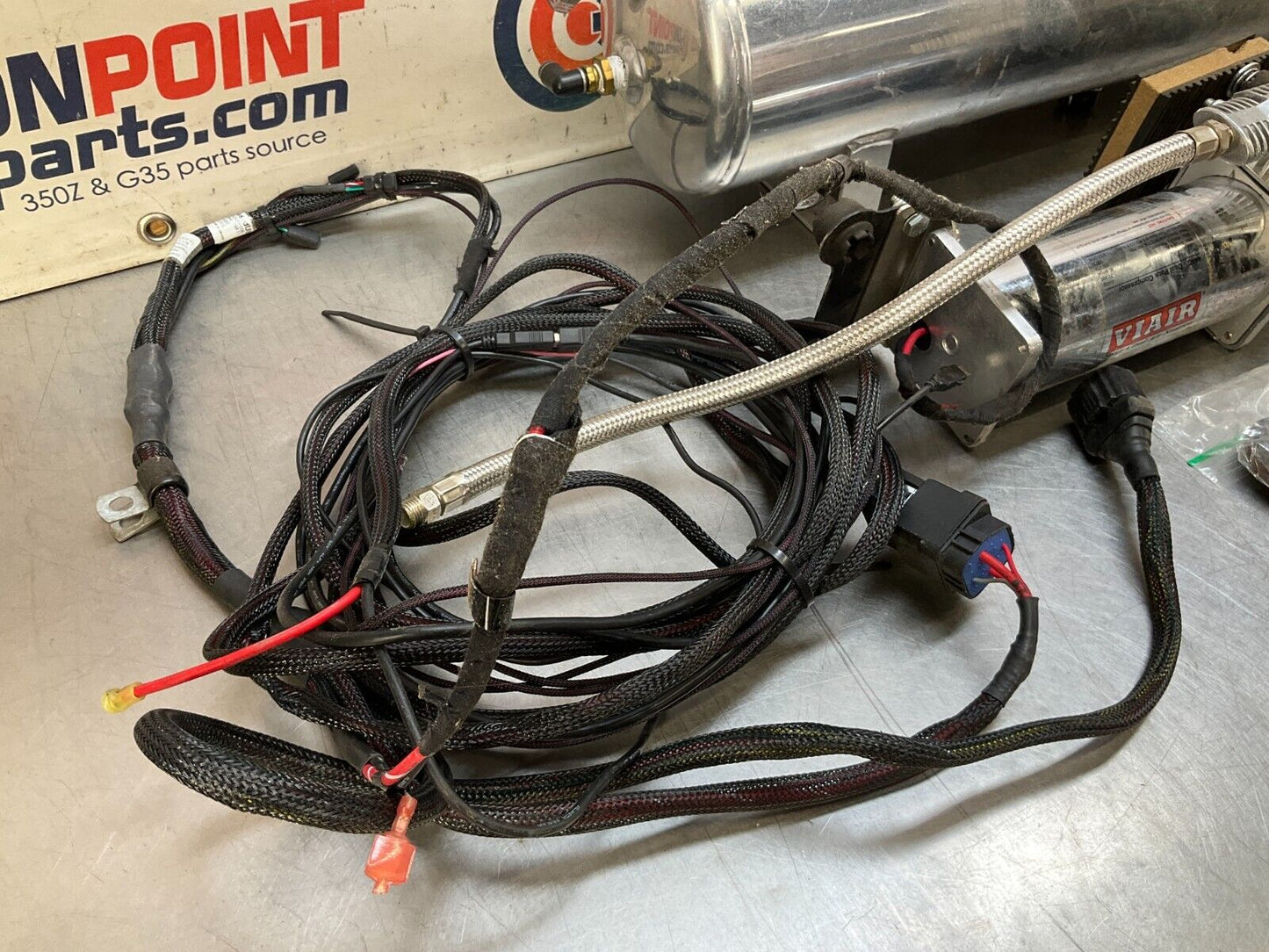 2006 Nissan Z33 350Z Air Lift Performance Air Ride Kit 23BJJE0 - On Point Parts Inc