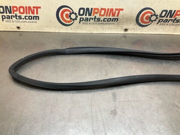 2008 Nissan Z33 350Z Front Driver Door Frame Weatherstrip Oem 21Bljfg - On Point Parts Inc
