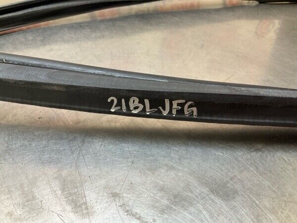 2008 Nissan Z33 350Z Front Driver Door Frame Weatherstrip Oem 21Bljfg - On Point Parts Inc