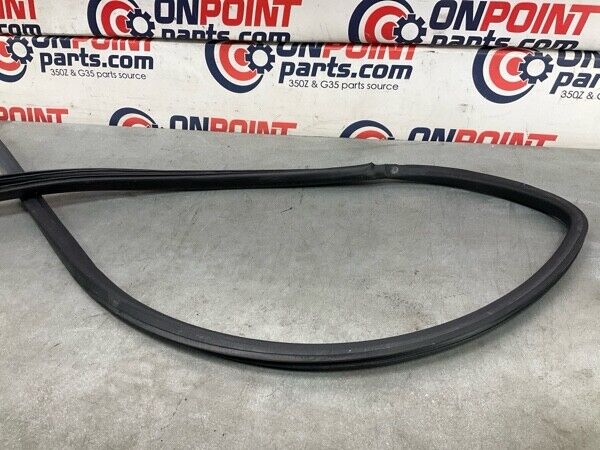 2008 Nissan Z33 350Z Front Passenger Door Frame Weatherstrip Oem 21Bljfk - On Point Parts Inc
