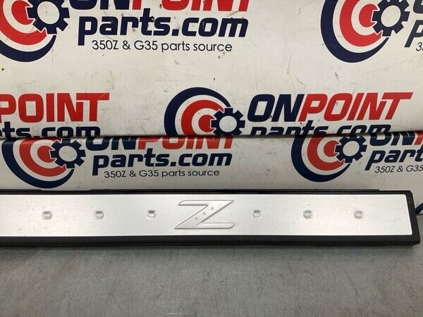 2008 Nissan Z33 350Z Passenger Door Threshold Kick Plate Trim Oem 21Bljf7