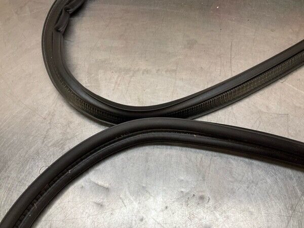 2008 Nissan Z33 350Z Rear Coupe Interior Hatch Weatherstrip Seal Oem 21Bljfc - On Point Parts Inc