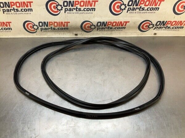 2008 Nissan Z33 350Z Rear Coupe Interior Hatch Weatherstrip Seal Oem 21Bljfc - On Point Parts Inc