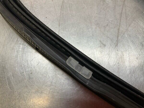 2008 Nissan Z33 350Z Rear Coupe Interior Hatch Weatherstrip Seal Oem 21Bljfc - On Point Parts Inc