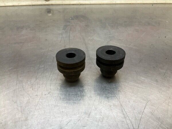 2008 Nissan Z33 350Z Front Lower Radiator Bushings Oem 21Bljfc - On Point Parts Inc