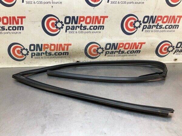 2013 Nissan A35 Maxima Front Driver Door Shell Weatherstrip Oem 11Baggg - On Point Parts Inc